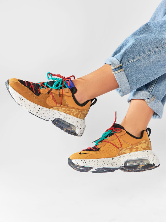 Nike Tenisice Nike W Air Max Viva DB5268 001 Smeđa