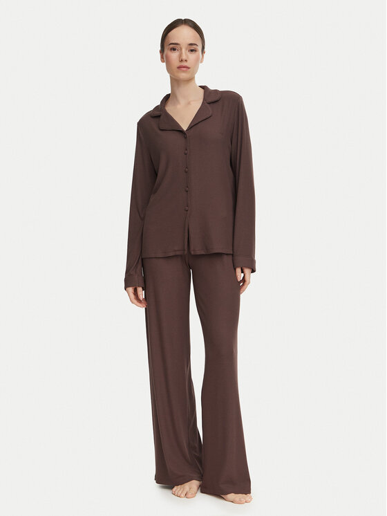 Guess Guess Pijama O6BX04 K5041 Marrón oscuro Regular Fit