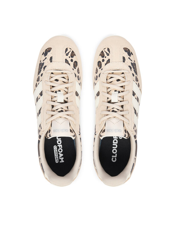 adidas Снікерcи adidas Barreda Lo Shoes KI2707 Бежевий
