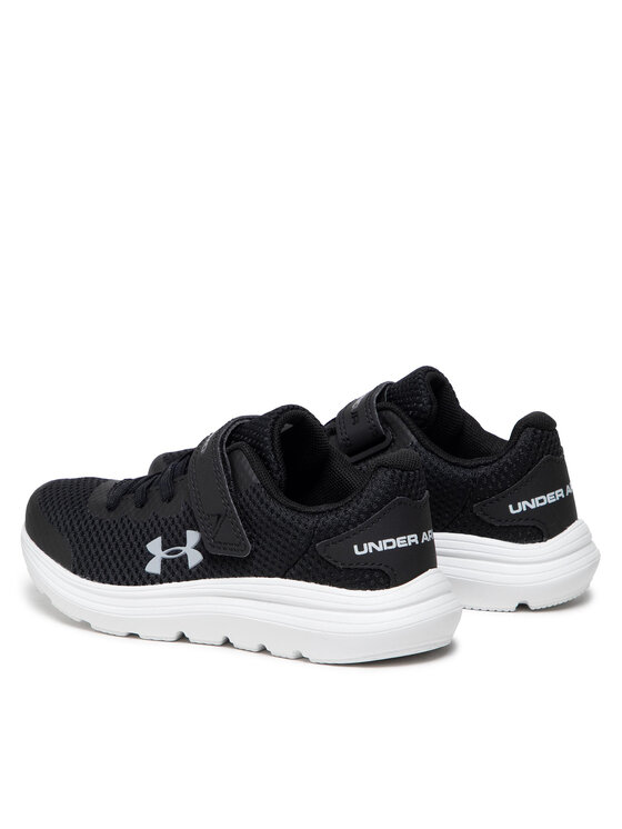 Under Armour Bežecké topánky Under Armour Ua Ps Surge 2 Ac 3022871001-001 Čierna