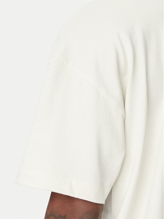 The North Face The North Face Camiseta Redbox NF0A8EG5QLI1 Crema Relaxed Fit