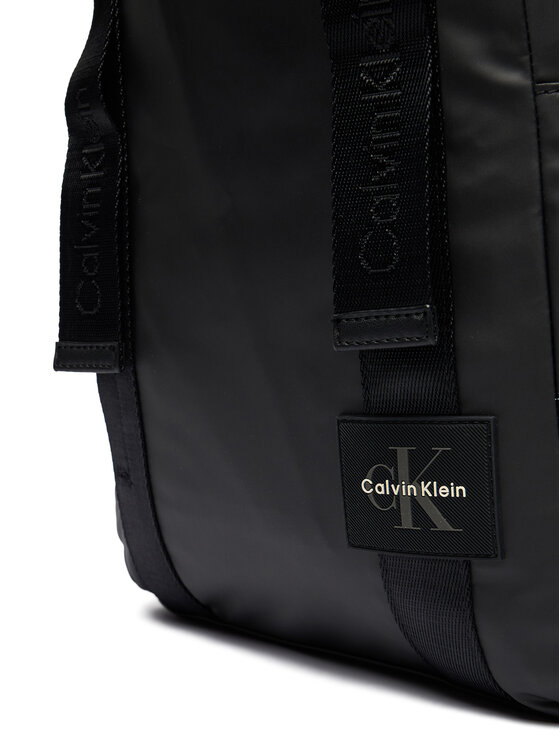 Calvin Klein Plecak Calvin Klein Rubberized Flap Backpack LV04D3479G Czarny