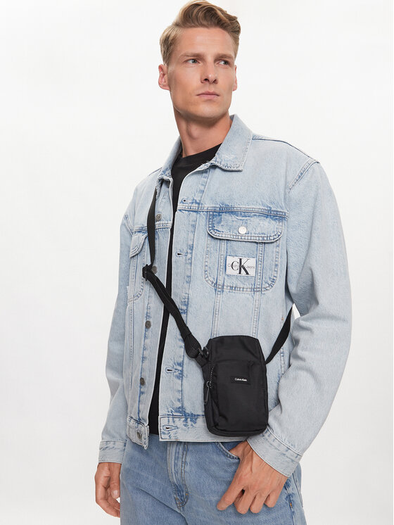 Calvin Klein Torbica za okrog pasu Calvin Klein Ck Must T Reporter Xs K50K510570 Črna