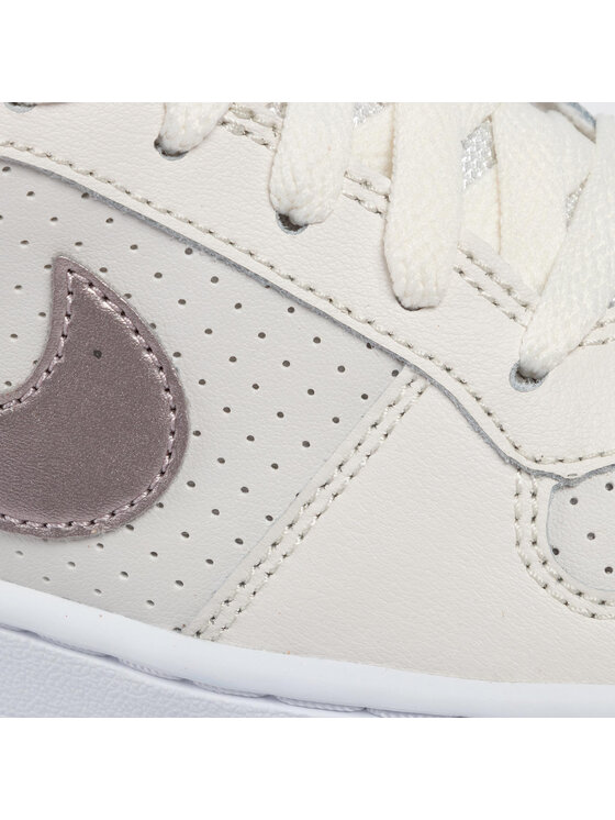 Nike Sneakersy Nike Court Borough Low (GS) 845104 007 Bílá
