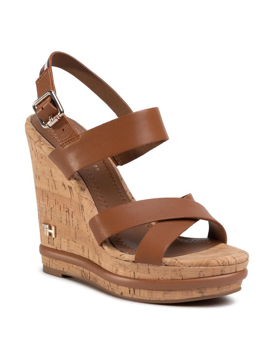 Tommy Hilfiger Sandali Tommy Hilfiger Corporate Leather Wadge Sandal FW0FW04734 Marrone