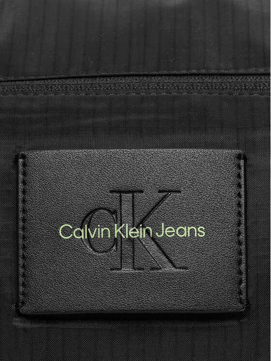 Calvin Klein Jeans Nahrbtnik Calvin Klein Jeans Sport Essentials Sq Flat Bp43 L K50K511721 Črna