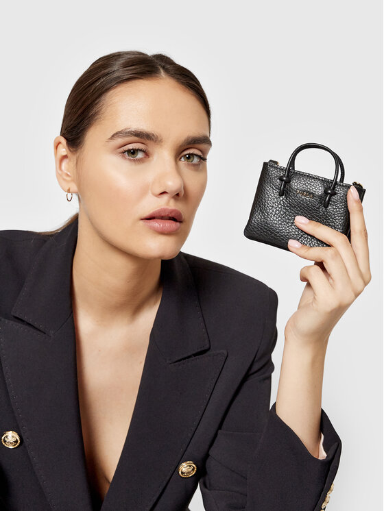Furla Kabelka Furla Essential WE00117-R76000-O6000-1-007-20-CN-E Čierna