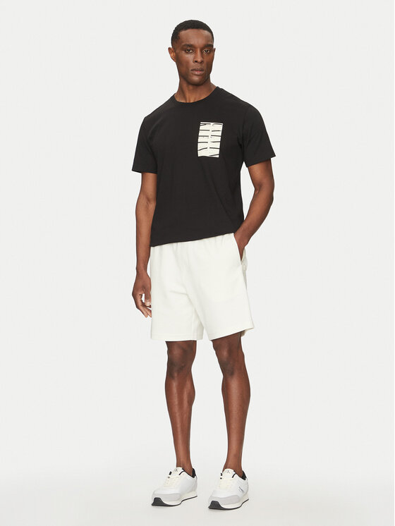 Calvin Klein Jeans Calvin Klein Jeans Majica Serif Box Graphic J30J327474 Črna Regular Fit