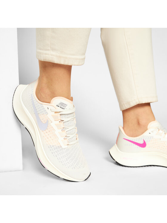 Nike Skriešanas apavi Nike Air Zoom Pegasus 37 BQ9647 102 Bēšs