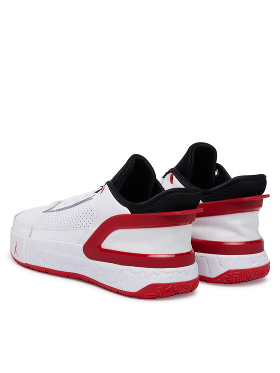 Nike Взуття для баскетболу Nike Day1 E.O. (GS) FQ1306 102 Білий