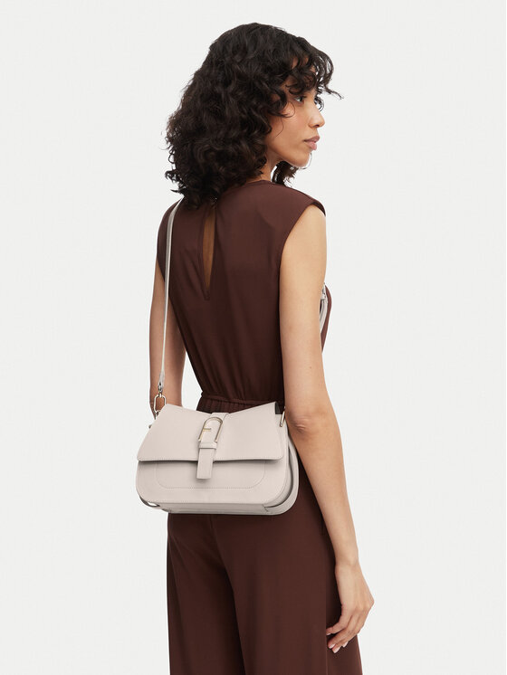 Furla Táska Furla Flow M WB00996 BX2045 BG 4556S Krém