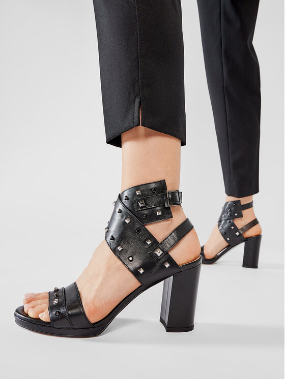 GINO ROSSI Sandále Gino Rossi Fumi DNI351-BZ6-0087-9900-0 Čierna