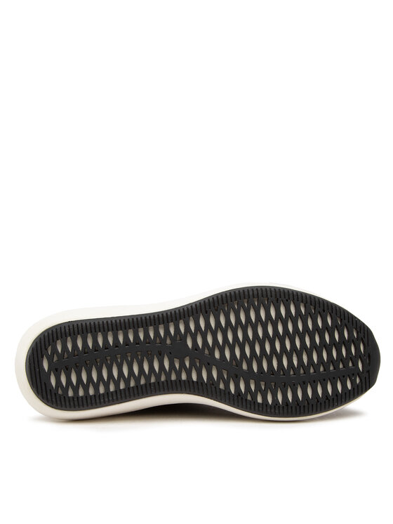 Clarks Superge Clarks Un Rio Zip 261680184 Črna
