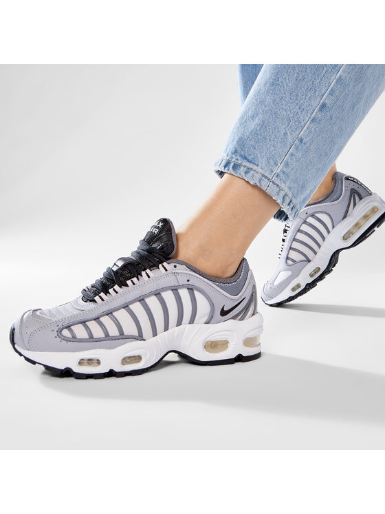 Nike Sportcipők Nike Air Max Tailwind IV CJ7976 006 Szürke