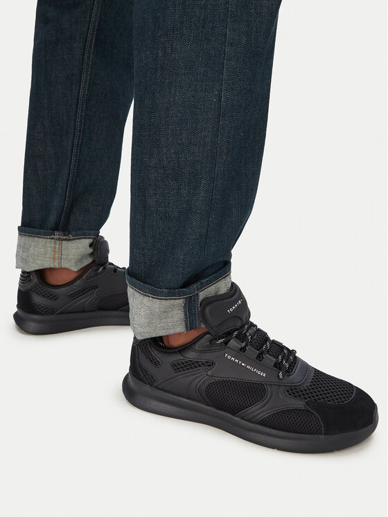 Tommy Hilfiger Сникърси Tommy Hilfiger Lightweight Runner Monocolor FM0FM05928 Черен