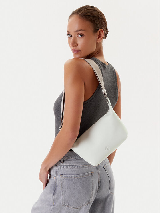 Calvin Klein Jeans Kabelka Calvin Klein Jeans Ultralight Shoulder Bag LV04K3131G Biela