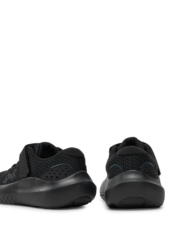 Under Armour Снікерcи Under Armour Ua Bps Surge 4 Ac 3027104-002 Чорний