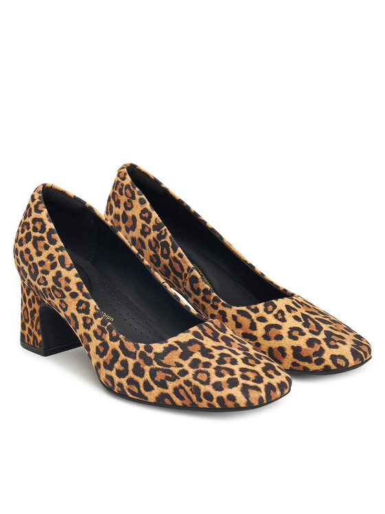 Clarks Обувки на ток Clarks Fernie Court 26183033 Кафяв