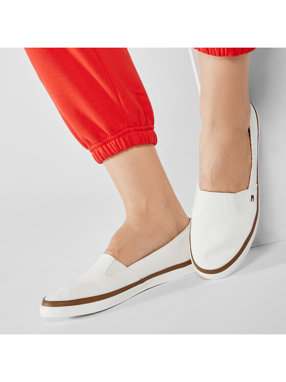 Tommy Hilfiger Гуменки Tommy Hilfiger Iconic Kesha Slip On FW0FW01656 Бял