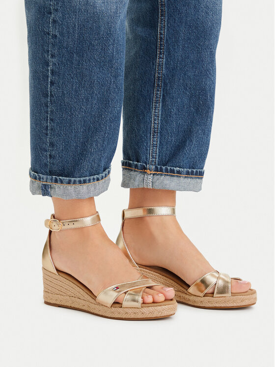 Tommy Hilfiger Espadrilles Tommy Hilfiger Metalic Crossover Strap FW0FW09333 Arany