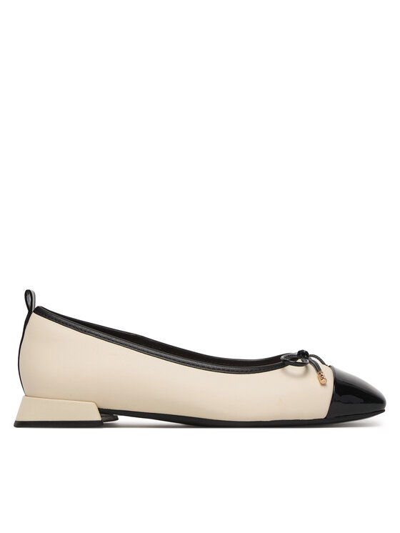 Clarks Туфлі Clarks Ubree15 Poppy 26186333 Écru