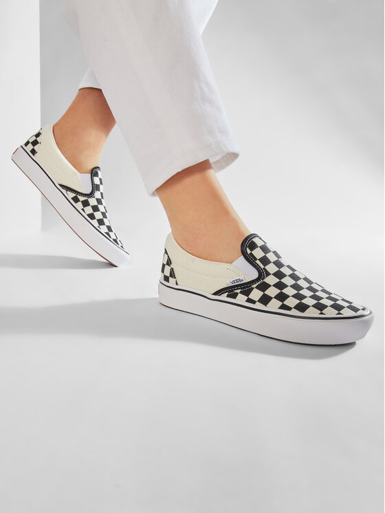Vans Tenisenes Vans Comfycush Slip-On VN0A3WMDVO41 Bēšs