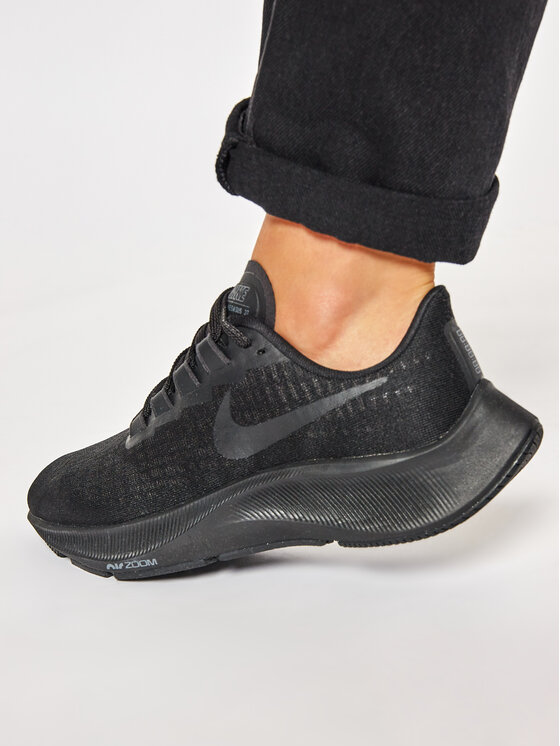 Nike Pantofi pentru alergare Nike Air Zoom Pegasus 37 BQ9647 005 Negru