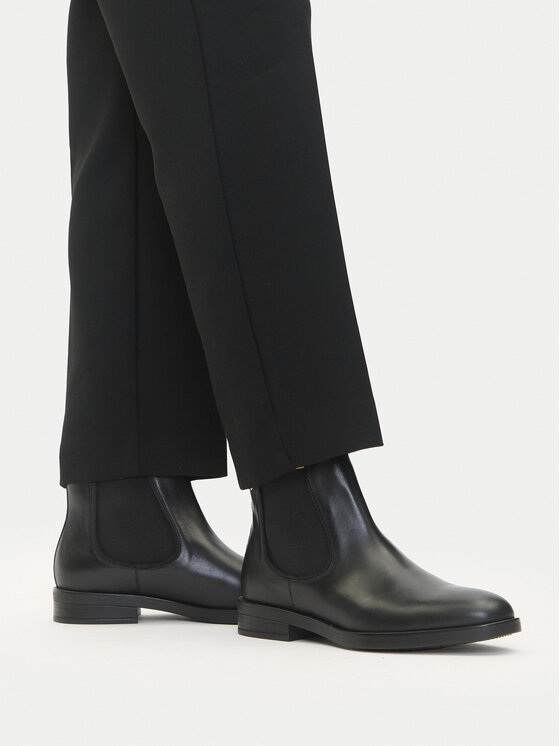 Pikolinos Kotníková obuv s elastickým prvkem Pikolinos W3C-8594 Černá