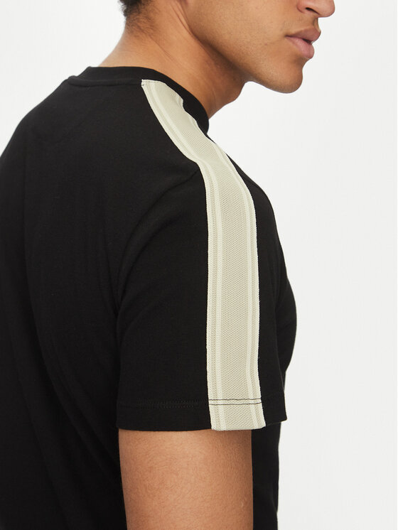 Guess Guess Футболка Z5GI13 I3Z14 Чорний Regular Fit