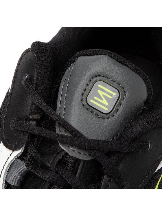 Nike Sneakersy Nike Shox Tl Nova AT8046 003 Černá