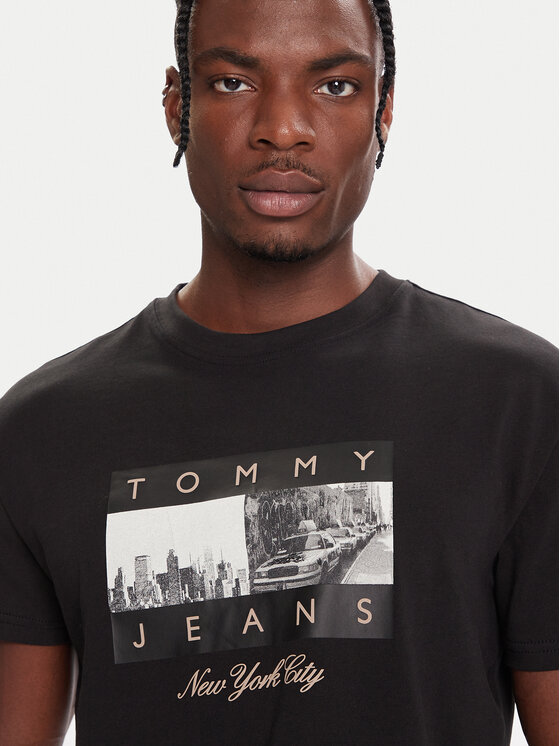Tommy Jeans Tommy Jeans Camiseta DM0DM22464 Negro Regular Fit