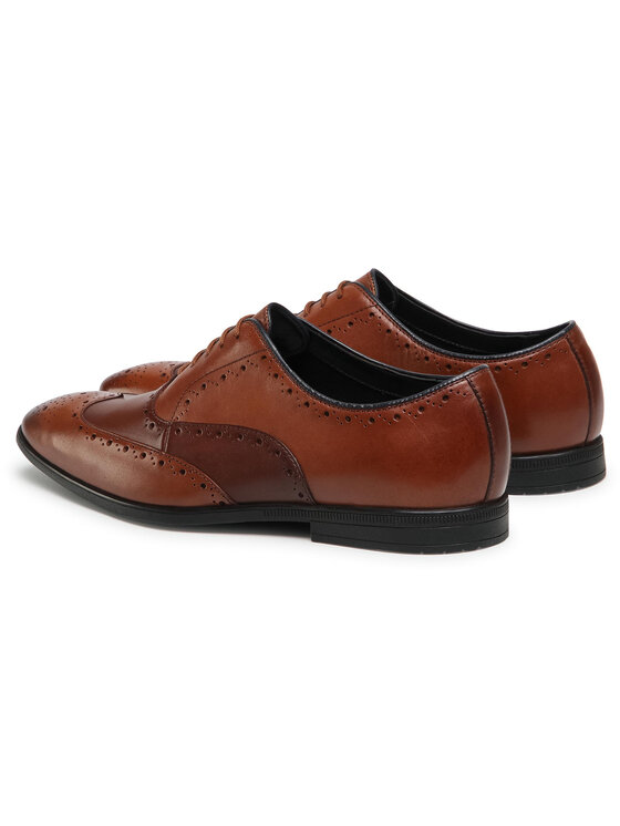 Clarks Κλειστά παπούτσια Clarks Bampton Rhodes 261547877 Καφέ