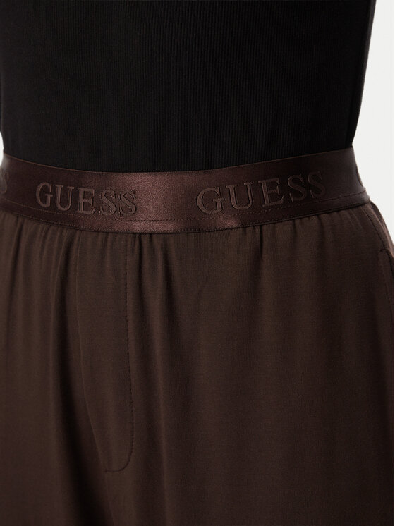 Guess Guess Pantalones de pijama O6BB06 K5060 Marrón Regular Fit