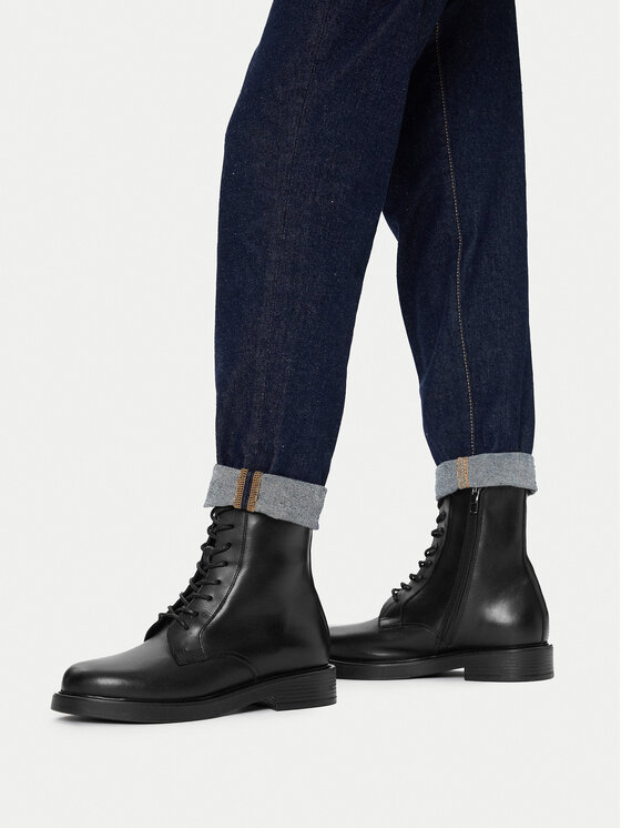 GINO ROSSI Šnurovacia obuv Gino Rossi C-ZANE-26051PE Čierna