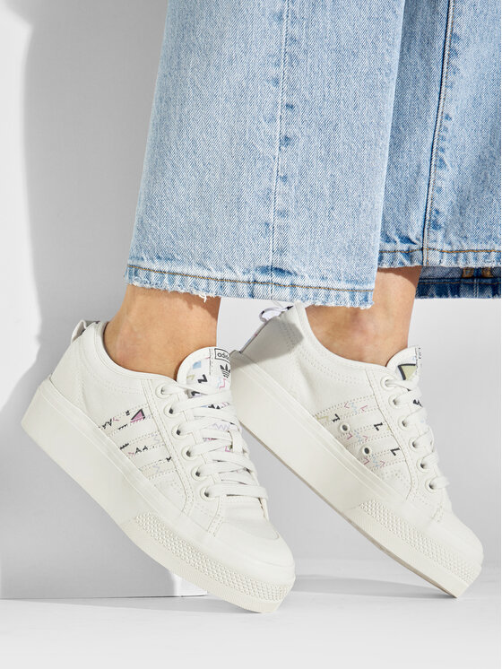 adidas Zapatillas adidas Nizza Platform W HQ8813 Blanco