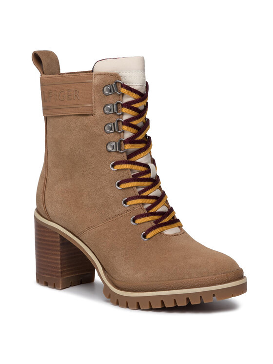 Tommy Hilfiger Bakancs Tommy Hilfiger Sporty Outdoor Mid Heel Lace Up FW0FW04341 Barna