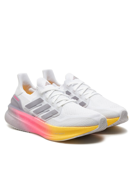 adidas Взуття для бігу adidas Ultraboost 5 ID8810 Білий