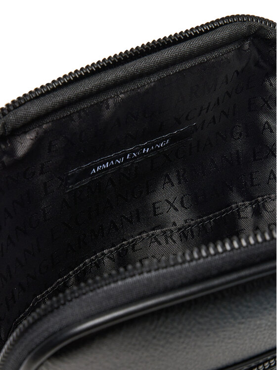 Armani Exchange Saszetka Armani Exchange XM001602 AF17205 MC105 Czarny