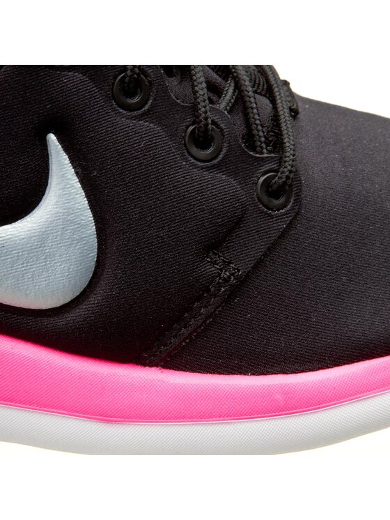 Nike Sneakersy Nike Roshe Two (GS) 844655 001 Černá
