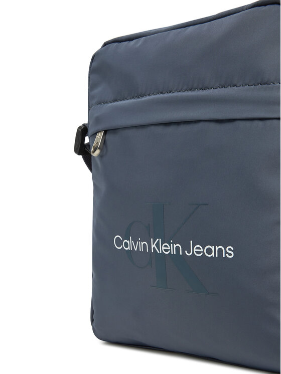 Calvin Klein Jeans Crossover torbica Calvin Klein Jeans Sport Essentials Reporter 18 LV04G3000G Tamnoplava