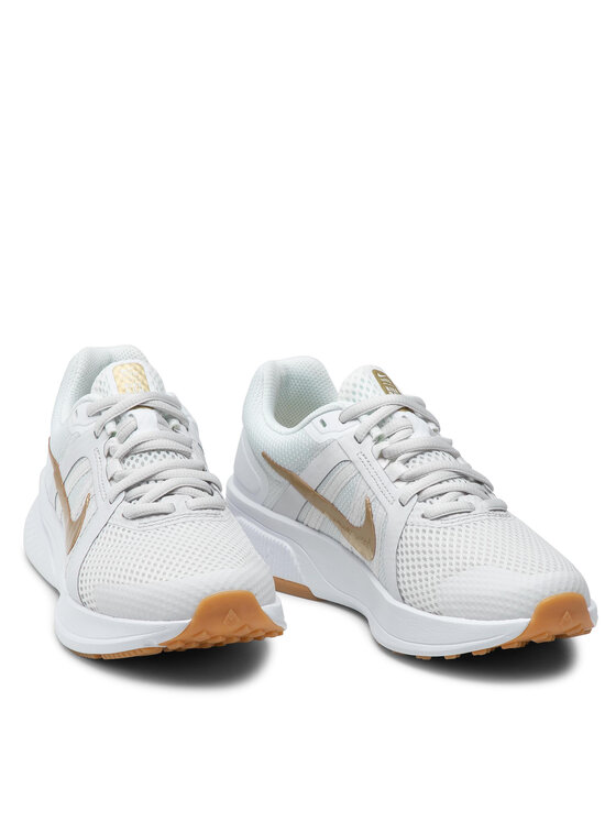 Nike Bežecké topánky Nike Run Swift 2 CU3528 010 Biela