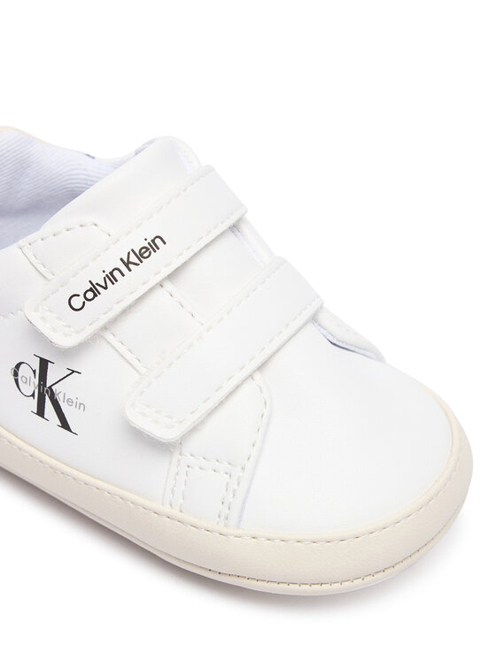 Calvin Klein Babacipők Calvin Klein V0B9-83437-1582 Fehér