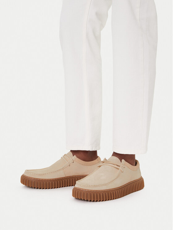 Clarks Pusbačiai Clarks Torhill Low 26180906 Écru