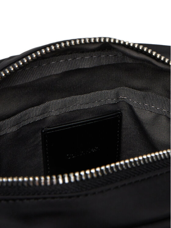 Calvin Klein Geantă crossover Calvin Klein Sleek Nylon Reporter LV04D3176G Negru