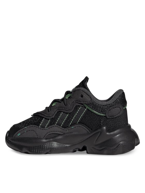 adidas Снікерcи adidas OZWEEGO Shoes HR0242 Чорний