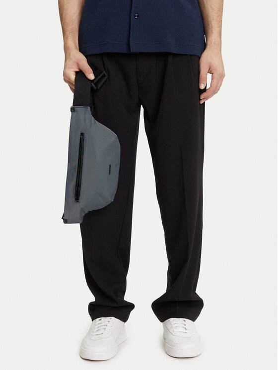Calvin Klein Torbica za okrog pasu﻿ Calvin Klein Ck Ease Waistbag K50K512898 Siva