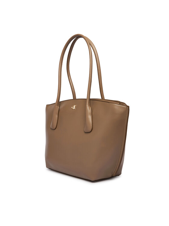 Calvin Klein Дамска чанта Calvin Klein Ck Medium Dome Tot LV04F3344G Бежов