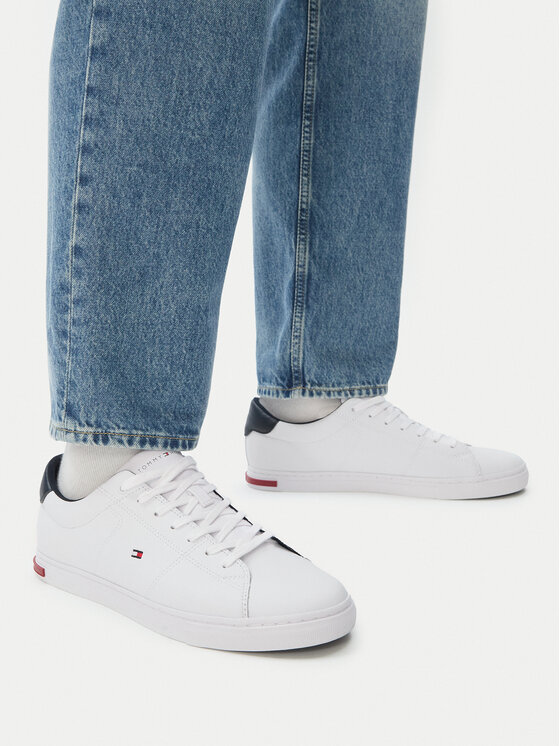 Tommy Hilfiger Sneakersy Tommy Hilfiger Essential Leather Detail Vulc FM0FM04047 Biały