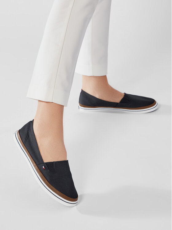 Tommy Hilfiger Πάνινα παπούτσια Tommy Hilfiger Kesha 7D FW0FW01656 Σκούρο μπλε