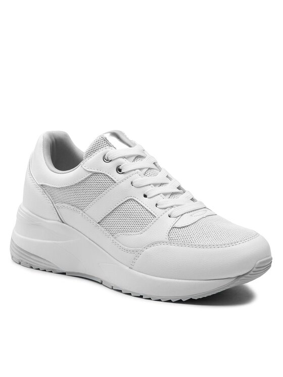 Bata Laisvalaikio batai Bata 5411636 Balta